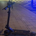 EVENEMENTS A SARAGOSSE Il trompe son scooter electrique et