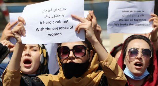 FEMMES AFGHANE LEspagne refuse le passage sur aux femmes