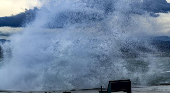 Herminia met la cote galicienne en alerte rouge avec des