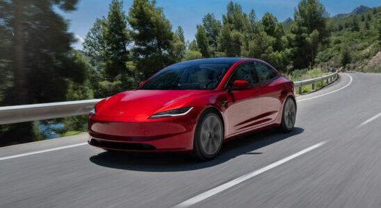 La Tesla Model 3 a ete le vehicule electrique le