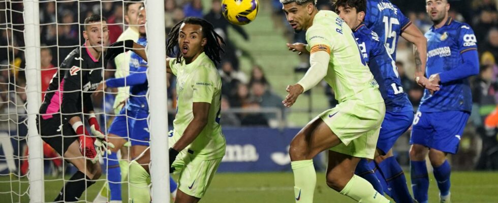 Le Barca nechappe pas a la toile de Getafe et