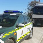 Le conducteur dun camion de 40 tonnes roule comme un