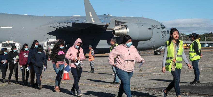 Le gouvernement Trump recoure des avions militaires pour les deux