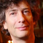 Lecrivain Neil Gaiman accuse dagression sexuelle par une douzaine de