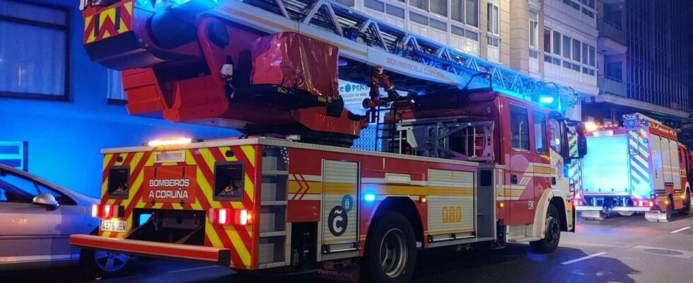 Les pompiers de La Corogne ont eteint lincendie tot le