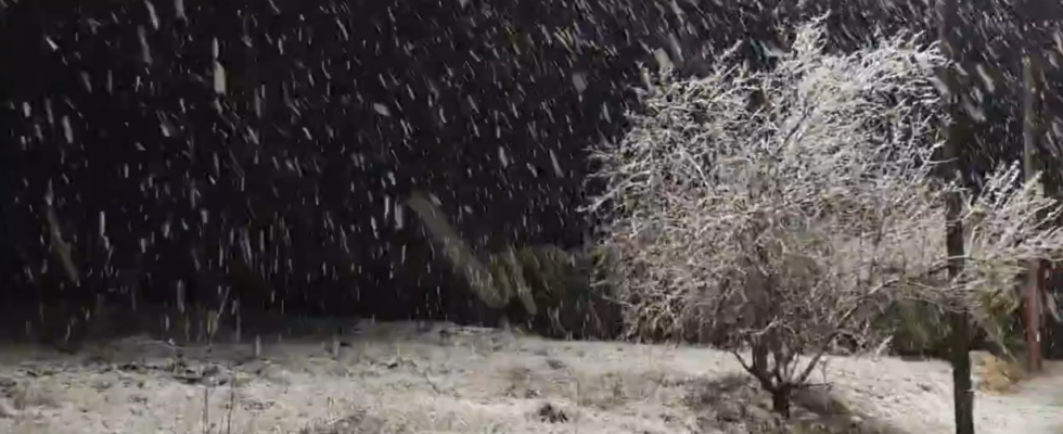 Les premieres chutes de neige couvrent les sommets dAlicante