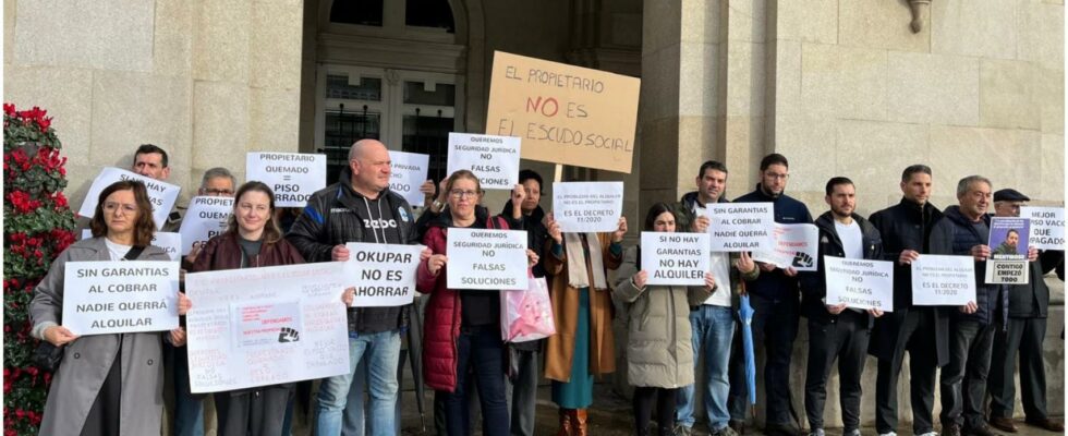 Les proprietaires de La Corogne demandent labrogation du decret qui