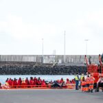 Quatre bateaux arrivent aux iles Canaries avec a leur bord