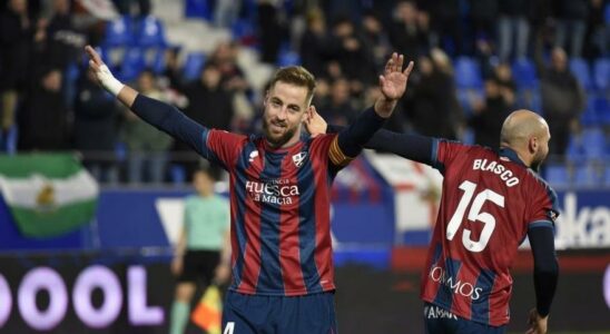 SD Huesca Une Huesca imparable submerge la Carthagene et