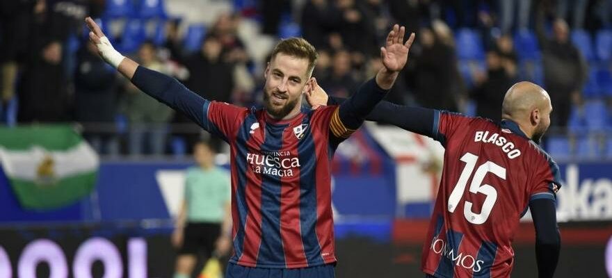 SD Huesca Une Huesca imparable submerge la Carthagene et