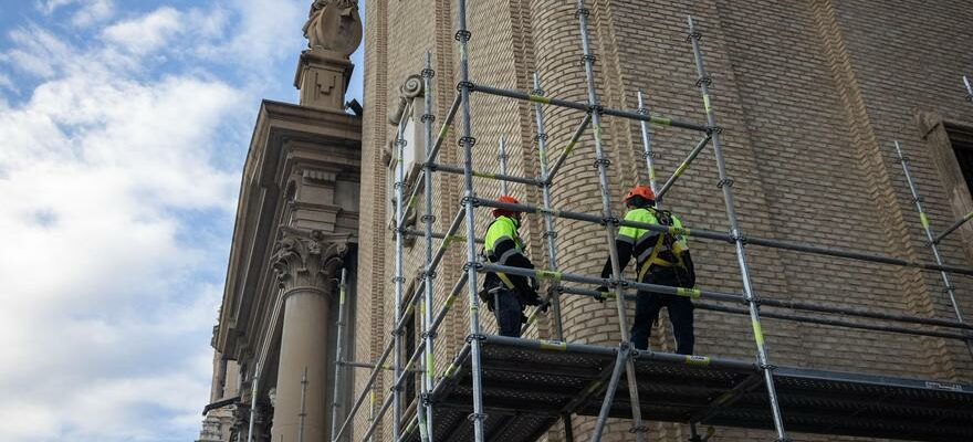 TRAVAUX A EL PILAR La renovation complete des tours