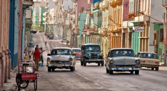 Un accident entre deux bus a Cuba fait un mort