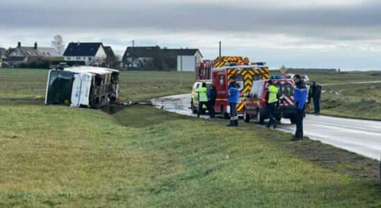 Un etudiant mort et 40 blesses dans laccident dun entraineur