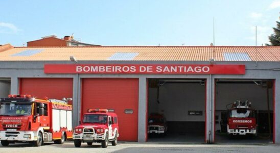 Un incendie brule une piece dune maison de la rue