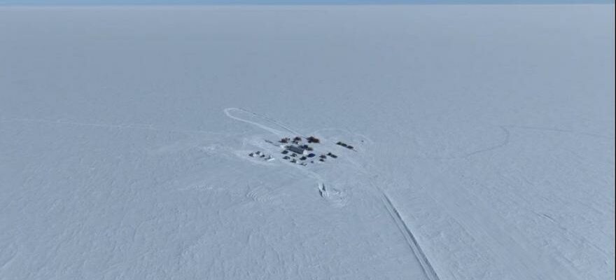 Une ancienne carotte de glace de lAntarctique revele les secrets