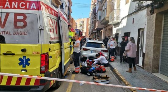 Une femme meurt dans un incendie dans une maison a