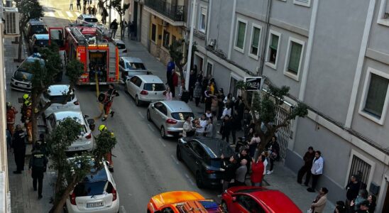 A assiste a 15 personnes pour inhalation de fumee dans