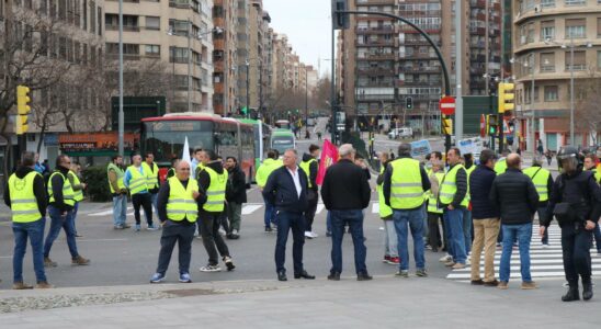 Cela a ete le retour des agriculteurs a Aljaferia