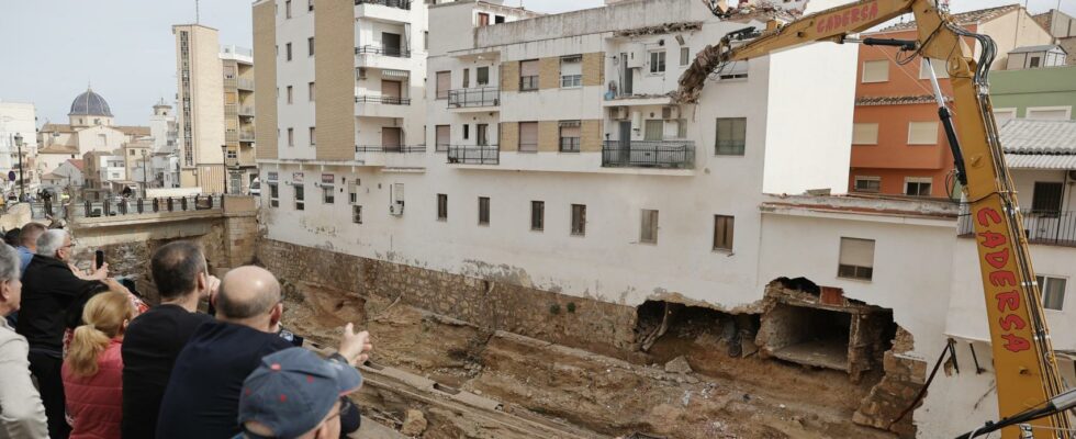 Chiva demolira 30 maisons pres du Ravine de Poyo declaree