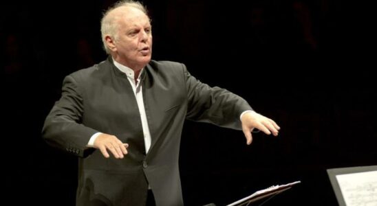 Daniel Barenboim annonce que Parkinson a et continuera de diriger