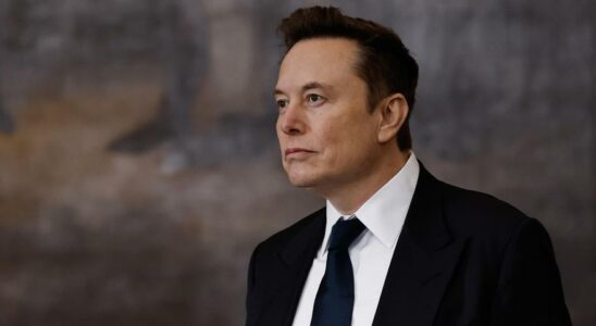 Elon Musk propose pres de 100 000 millions de dollars