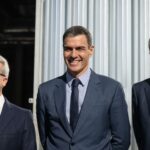 En images Pedro Sanchez visite des installations Novartis dans