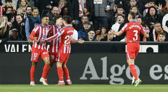 Julian et Griezmann resolvent la derniere etape plate de lAtletico