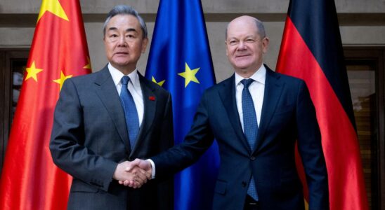 La Chine serre lEurope pour entrer dans les negociations pour