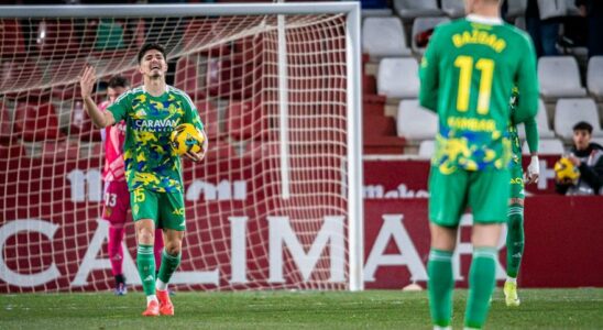 La Trinite Le Zaragoza Albacete Real contre la contre croisee