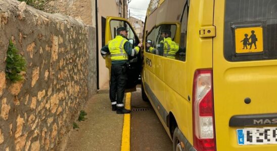 La garde civile chasse a un chauffeur de drogue