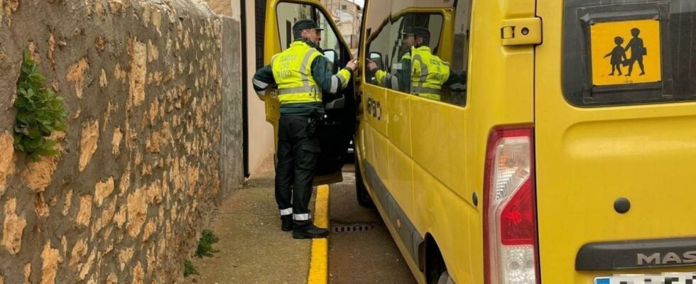 La garde civile chasse a un chauffeur de drogue