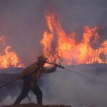 La maire de Los Angeles cesse le chef des pompiers