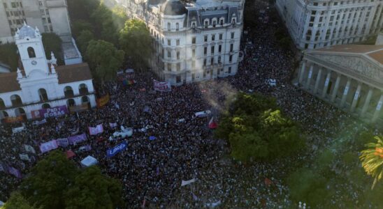 La rue ne se taise pas