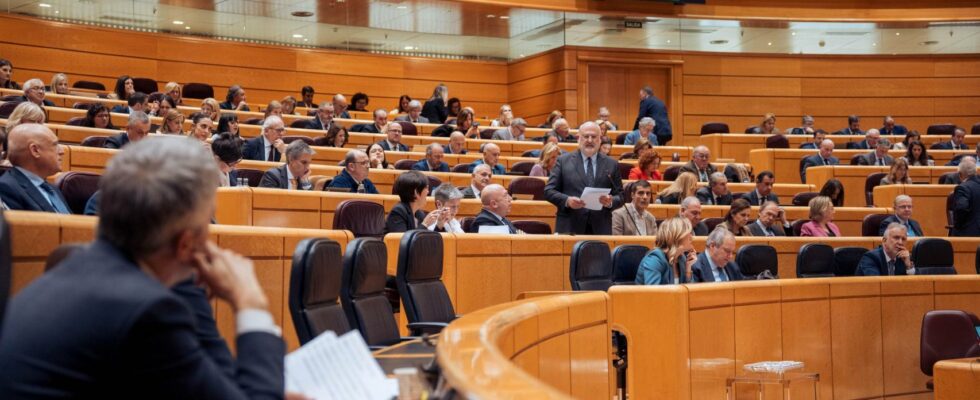 Le Senat approuve une motion du PP a lappui de