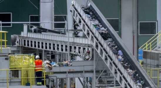 Le bebe retrouve mort a la plante de recyclage de