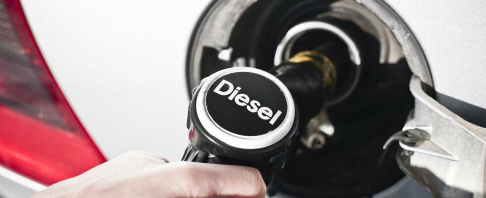 Le gouvernement confirme quil imposera une nouvelle taxe diesel des