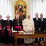 Le pape Francois recoit le maire de Seville le president