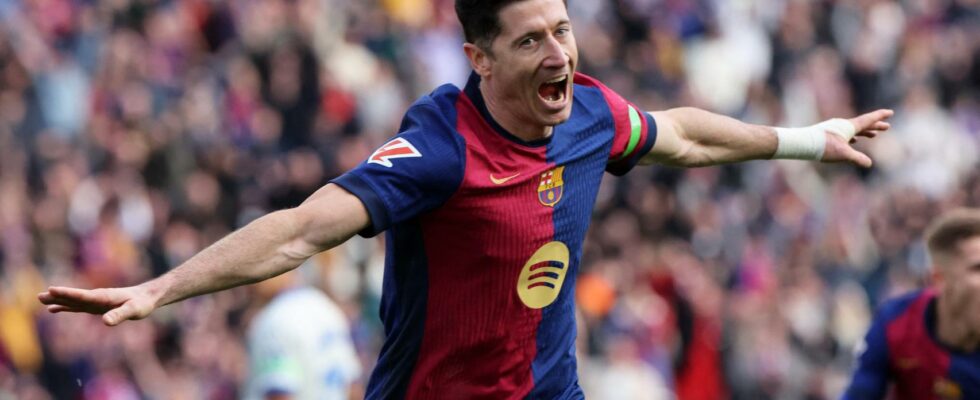 Lewandowski degroste le Barca pour gagner les Alaves et profiter