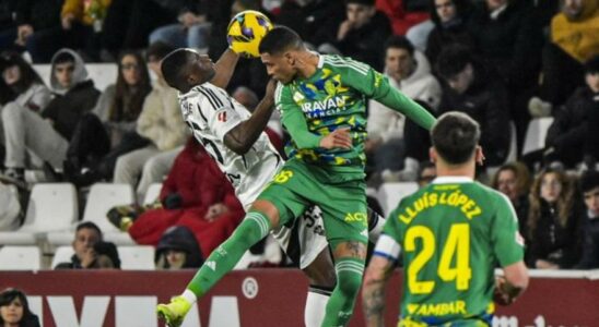 Real Zaragoza Deux cadeaux et une autre tragedie