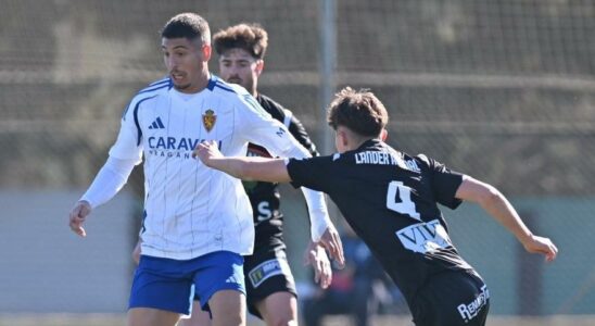 Real Zaragoza Hugo Carrillo est un canon un footballeur