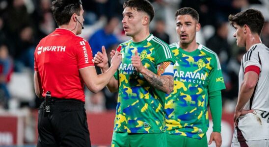 Real Zaragoza La controverse avec le but annule au