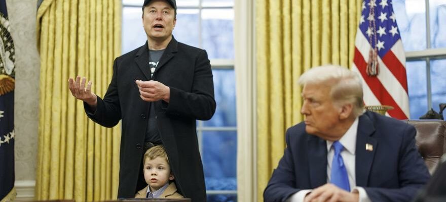 Trump signe un decret avec Elon Musk pour reduire la