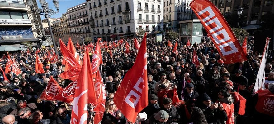 UGT et CCOO exigent la fin du tacticisme politique et