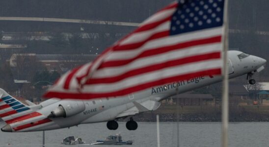 Un avion a abandonne son atterrissage a Washington un jour