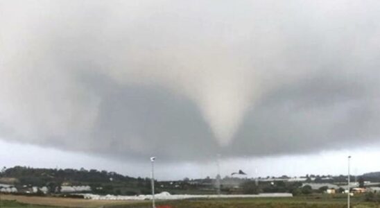 Une tornade cause des dommages importants a Ayamonte Huelva