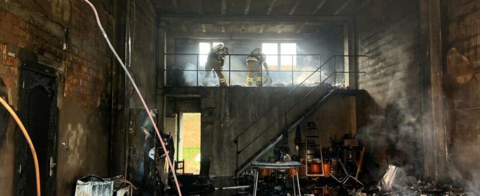 Une ville de Huesca touche la tragedie lorsquelle brule completement