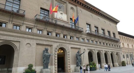 Dette de Zaragoza Zaragoza laisse la tutelle financiere pour