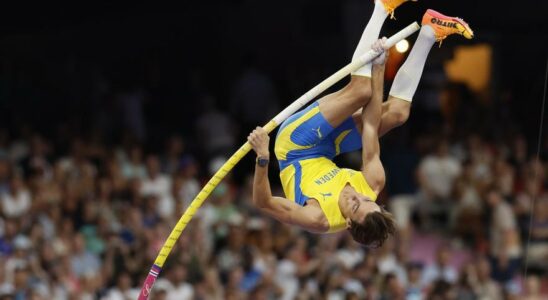 Duplantis ameliore le record du monde du pole en sautant