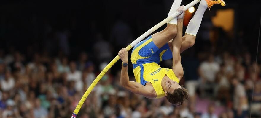 Duplantis ameliore le record du monde du pole en sautant