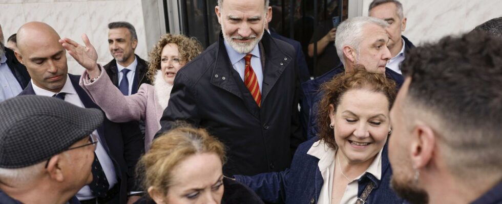 Felipe VI Visite de Surprise Torrent lune des localites les